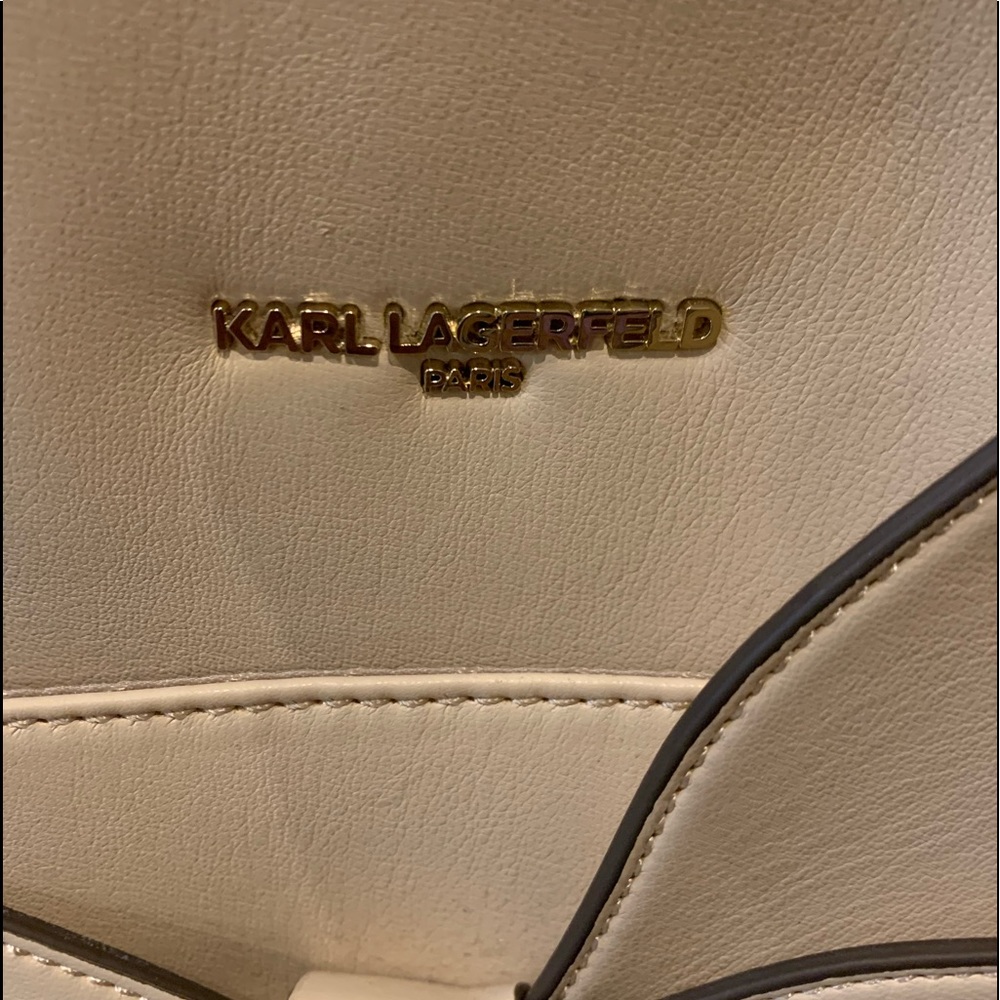 SOLD 🎀 Karl Lagerfeld Tote in leather. - Picture 4 of 8